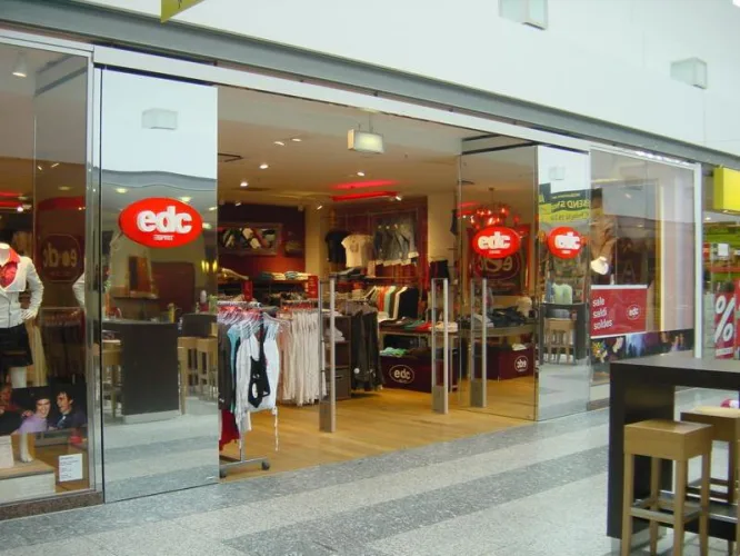 Shopfassaden 11.JPG